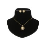 Manya Pearl Pendant Set