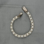 Charm 1 Line Pearl Bracelet
