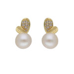 Endless Love Pearl Earrings