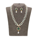 Heart's Tribute Pearl Set