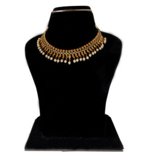 Ishaa Gold Necklace