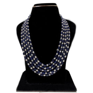 Dakshita 5 Lines Oval Necklace