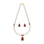 Abeedha 1 Line Button Pearl Set