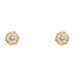 22KT Earrings Style Classic Gold Earrings