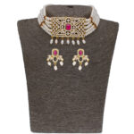 Sensational Pearl Choker