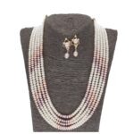 Dhilati 5 Lines Button Pearl Set