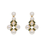 Timeless Pearl Necklace