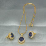 Raveena Pendant Set with Chain