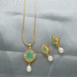 Udyati Pendant Set with Chain