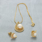 Sajjan Pendant Set with Chain