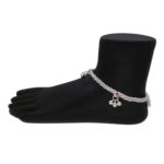 27 Grams Vanya 27 Grams Silver Payal