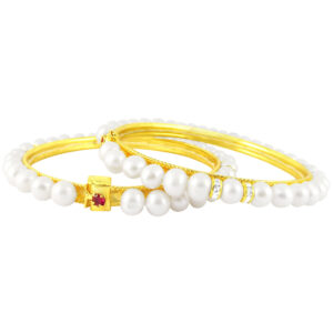 Precise Pearl Bangles