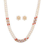 Crunchy Pearl Necklace Set