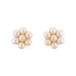 7 Pearls White Ear Rings