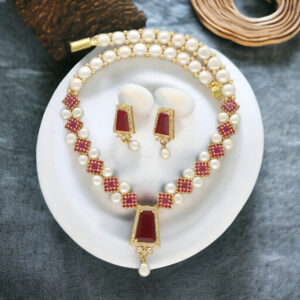 Elegance Pearl Necklace Set