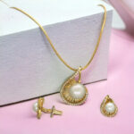 Sajjan Pendant Set with Chain