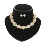 Sarah 1 Line Pearl Necklaces