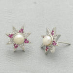 Hiya Pearl Earrings
