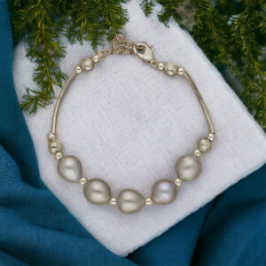 Zoya 1 Line Pearl Bracelet