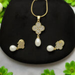 Myra Pearl Pendant Set