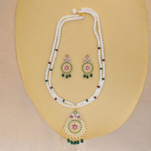 Kashika 2 Lines Button Pearl Necklaces