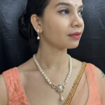 Glittering Pearl Necklace Set