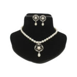 Grandiose Pearl Necklace Set