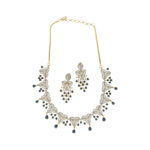Luxurious Pearl Necklace Set