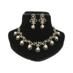 Alluring Pearl Necklace Set