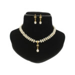 winsome Pearl Necklace Set