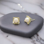 Ishani Pearl Earrings