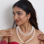 Round 5 Lines White Pearl Necklace