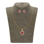 Eeshika Pendant Set with Chain