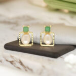 Eva Pearl Earrings