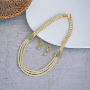 Cherry 3 Lines Pearl Necklace