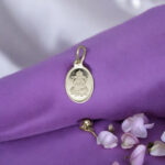 3.5 Grams Silver Ganesha Oval Pendant With Chain