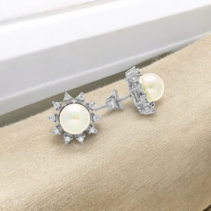 Januja 925 Silver Stud Earrings