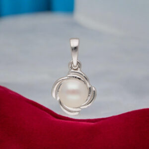 92.5 Sterling Silver Riya Designer Pearl Pendant