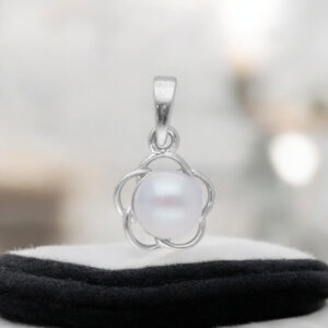 925 Silver Ella Collection Floral Pearl Pendant