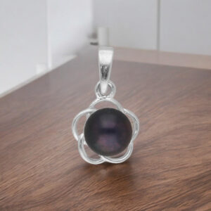 92.5 Sterling Silver Ethinic Pearl Pendant