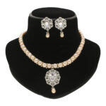 Luxe Luminescence Pearl Necklace Set