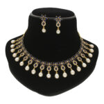 Roshan Pearl Necklace Set