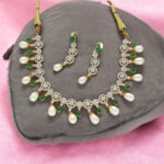 Gitan Pearl Necklace Set