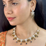 Luxurious Pearl Necklace Set