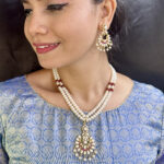Ishir Glowing Pearl Necklace Set