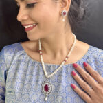 Darsh Pearl Necklace Set