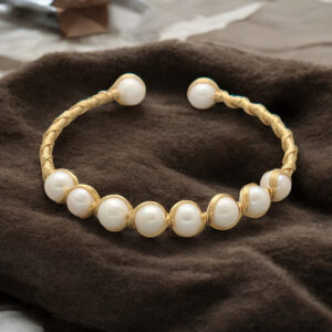 Wrika Pearl Bracelet