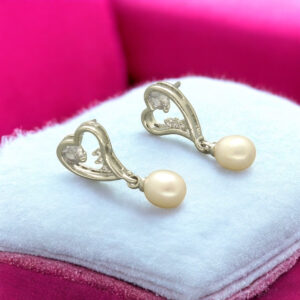Krissy Pearl Earrings