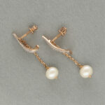 Oditi 18KT 3.23 Grams Rose Gold Pearl Earrings