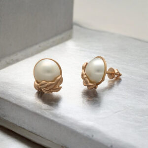 Larisa 18KT 3.26 Grams Rose Gold Pearl Earrings